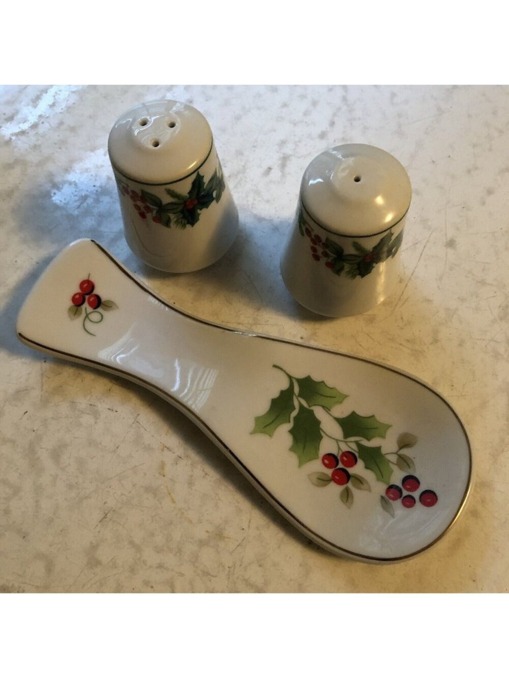 Royal  Doulton Holly Salt, Pepper And Spoon Rest Christmas Holiday